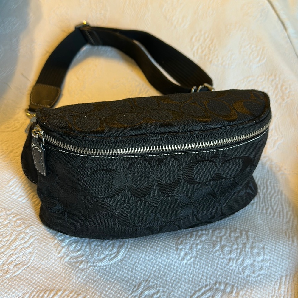 Coach crossbody/waist bag.